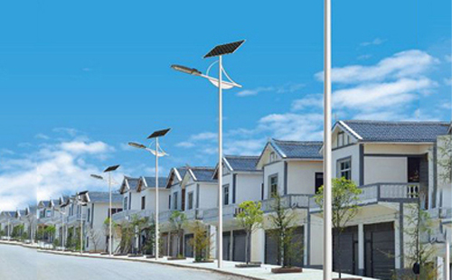 果洛太阳能路灯配置与在乡村道路照明中的应用