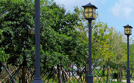 太阳能果洛庭院灯价格为何差三倍？关键看这几点